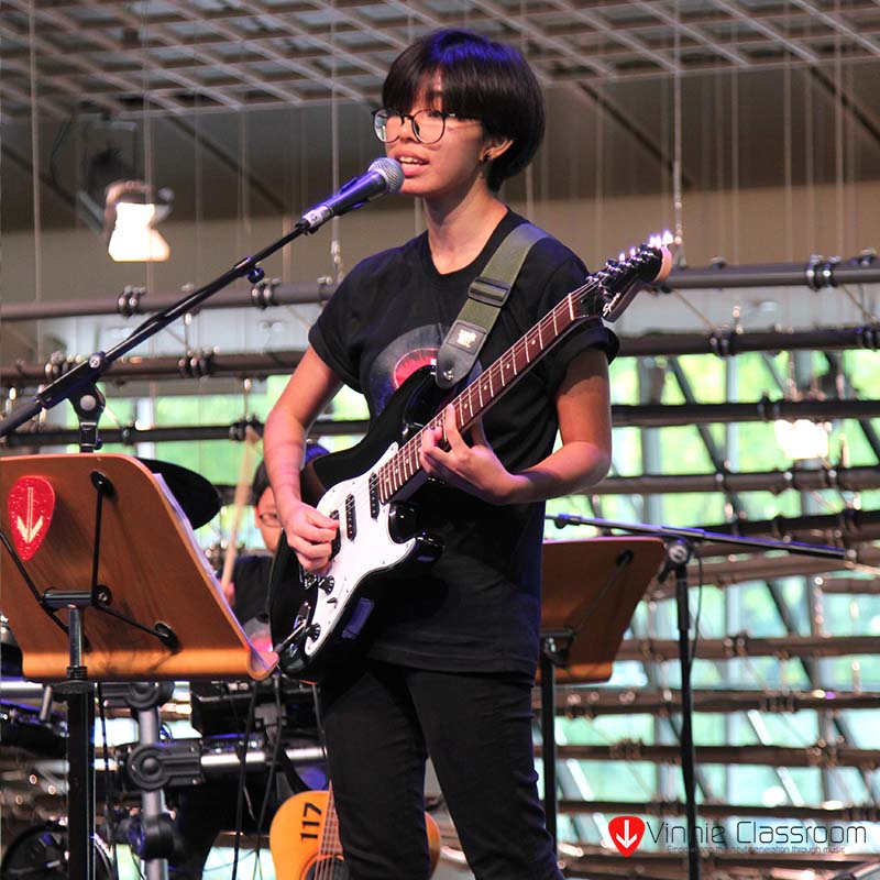 electric guitar lessons Singapore