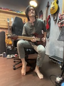 gaming chair issues for guitarists